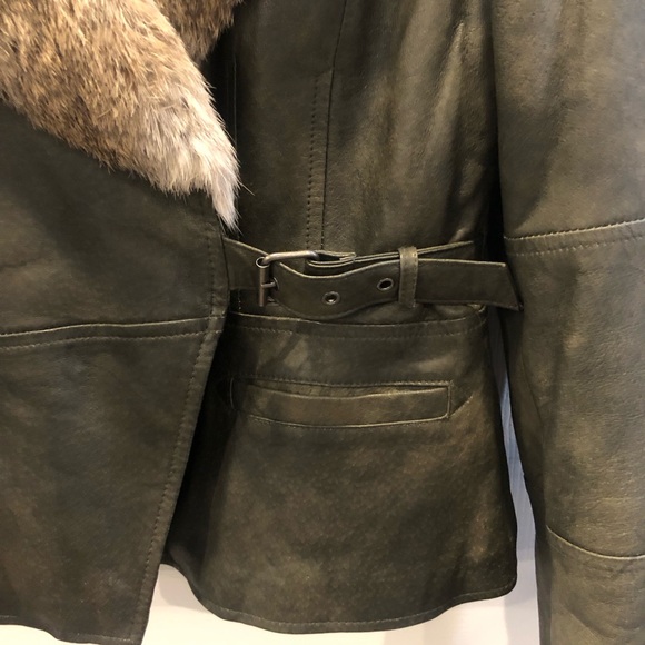 Danier Green Leather Fur Collar Insulated Jacket L 🎄 - Picture 5 of 12